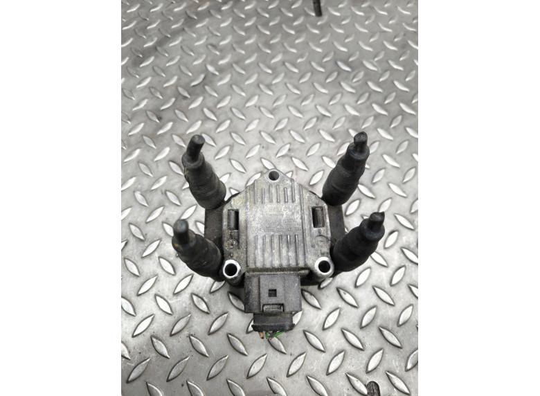 Катушка зажигания к Volkswagen Golf, 2001г.