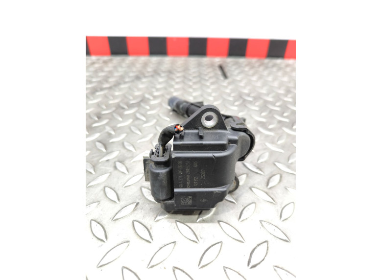 Катушка зажигания к Mercedes C W204, 2014г.