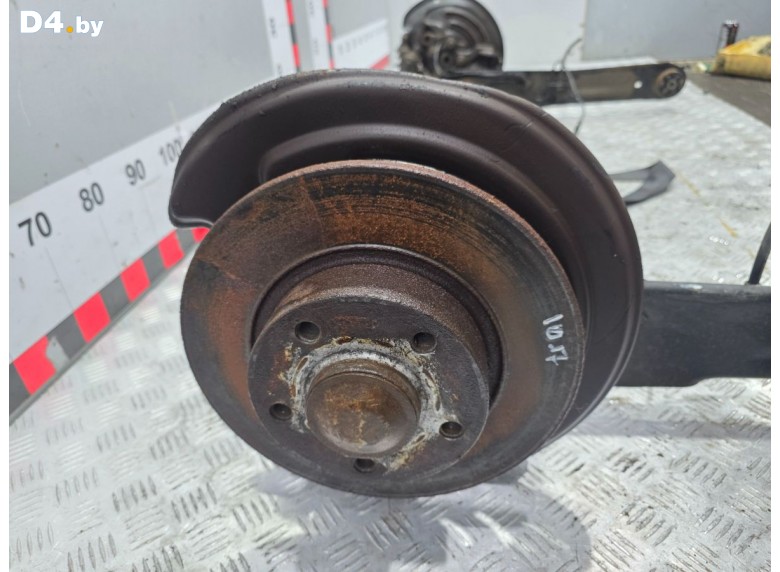 Ступица задняя правая к Opel Vivaro undefined г.