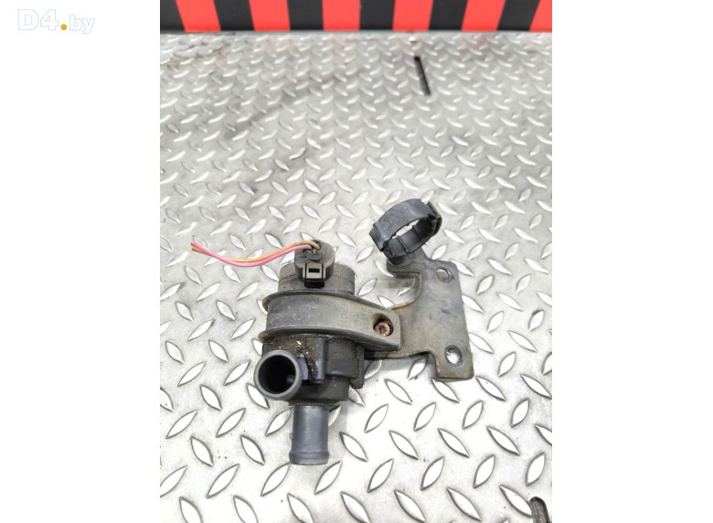 Насос антифриза дополнительный к Volkswagen Passat undefined г.