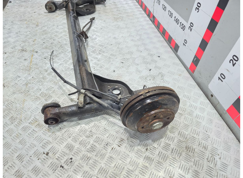 Балка подвески задняя к Suzuki Swift, 2008г.