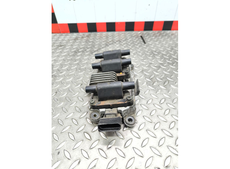 Катушка зажигания к Volkswagen Passat, 1999г.