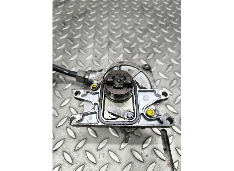 Насос вакуумный к Opel Vectra, 1998г.