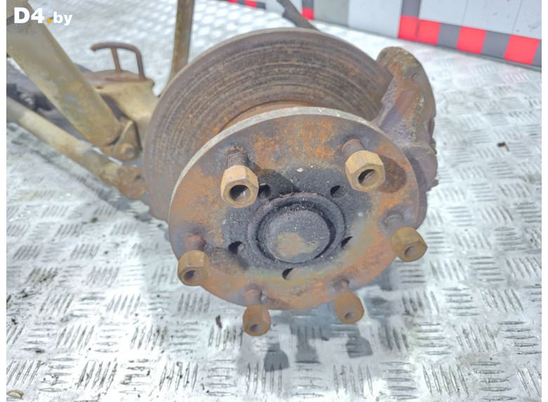 Кулак поворотный правый к DAF 400 undefined г.