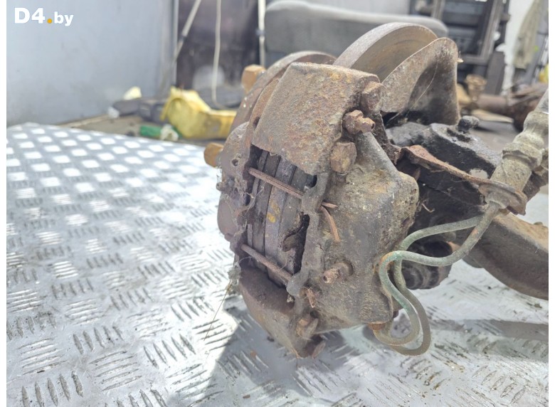 Суппорт передний правый к DAF 400 undefined г.