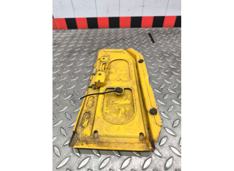 Лючок топливного бака к Mercedes Sprinter, 2010г.