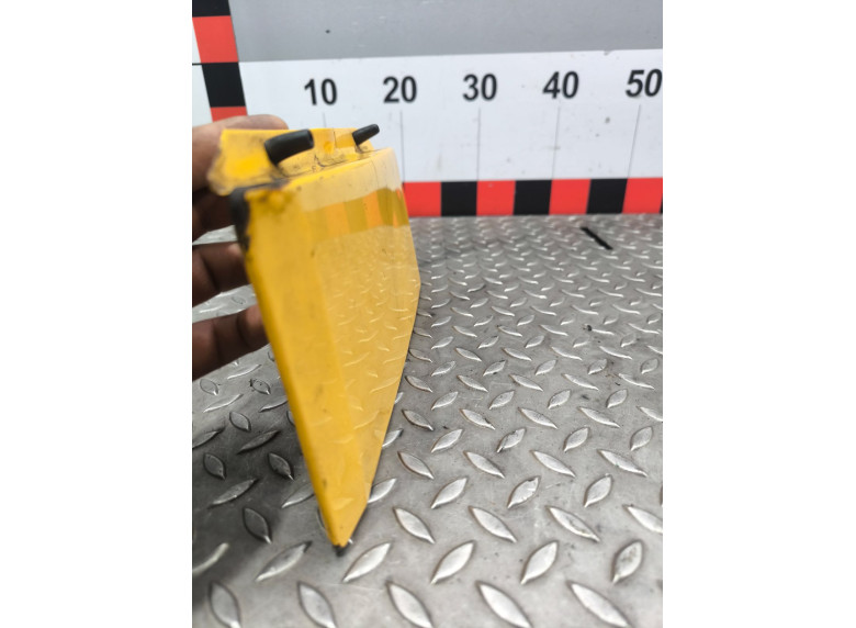 Лючок топливного бака к Mercedes Sprinter, 2010г.