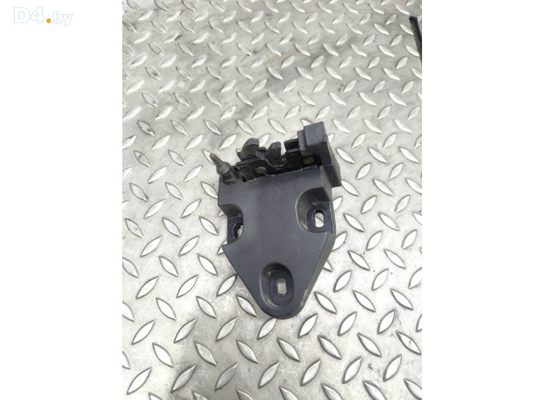 Замок двери задней правой к Renault Trafic undefined г.