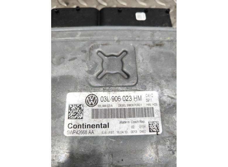 Блок управления двигателем к Volkswagen Golf, 2010г.