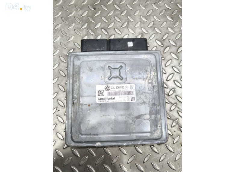 Блок управления двигателем к Volkswagen Caddy undefined г.