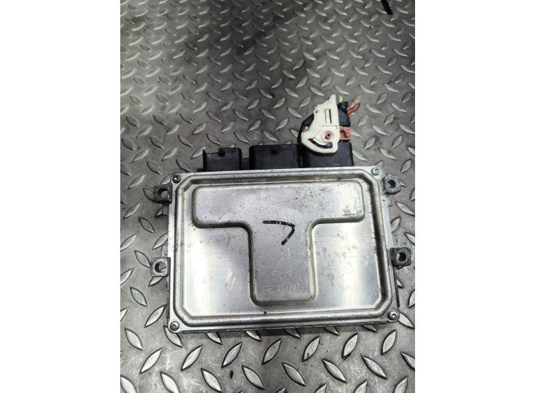 Блок управления двигателем к Peugeot 208, 2014г.
