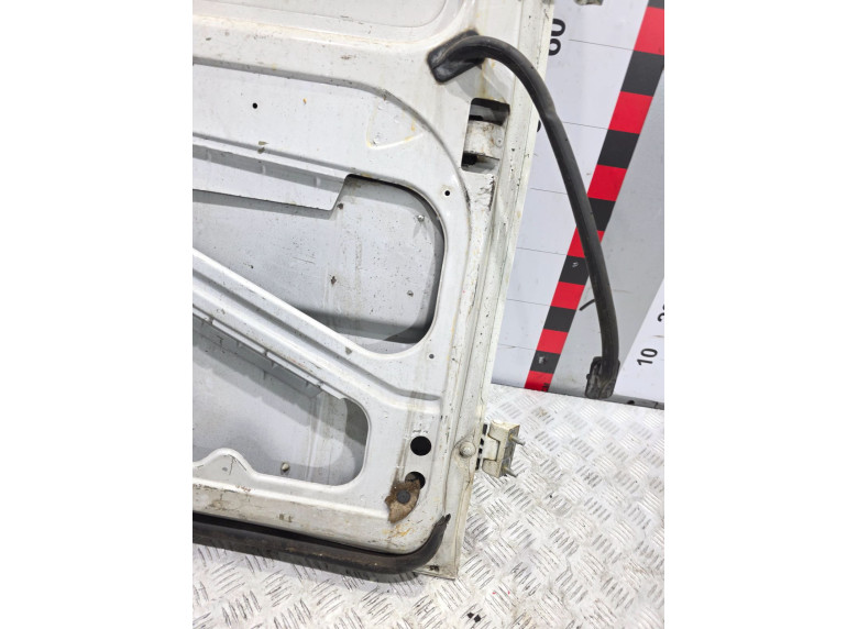 Дверь задняя распашная левая к Citroen Jumpy, 2003г.