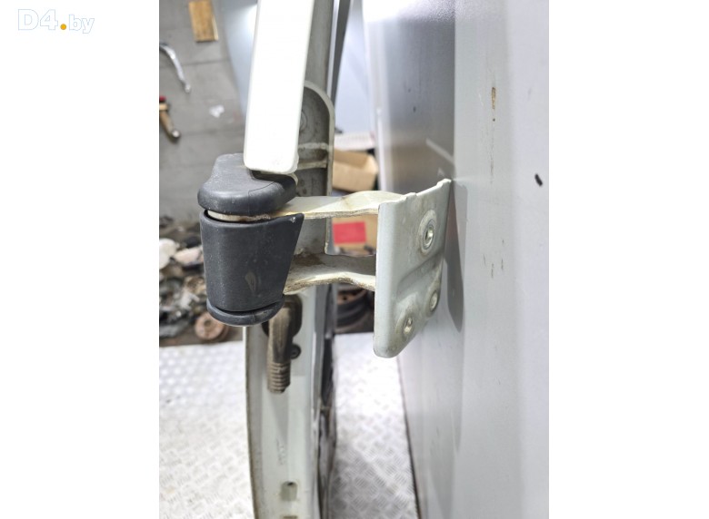 Петля двери задней правой к Peugeot Expert undefined г.