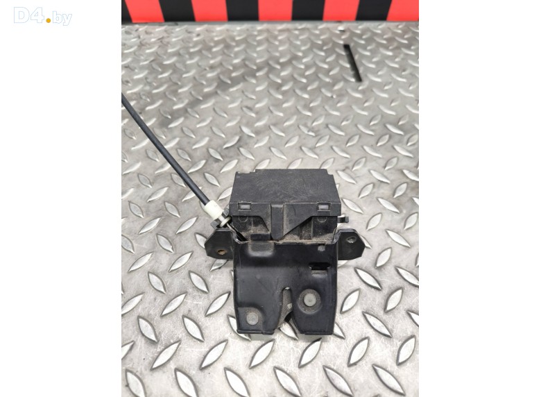 Замок багажника к Mercedes CW203 undefined г.