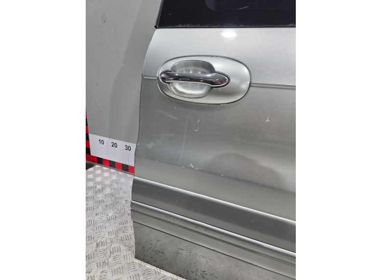 Дверь сдвижная левая к Kia Carnival, 2001г.