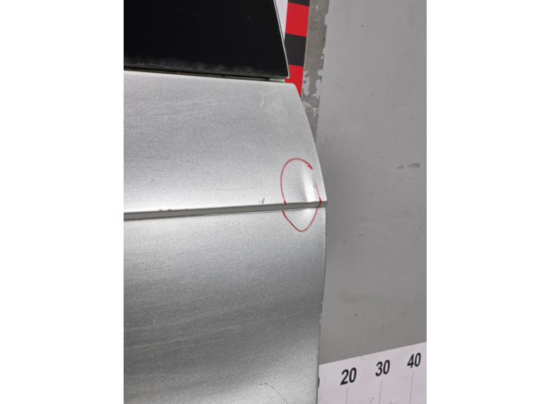 Дверь сдвижная левая к Kia Carnival, 2001г.