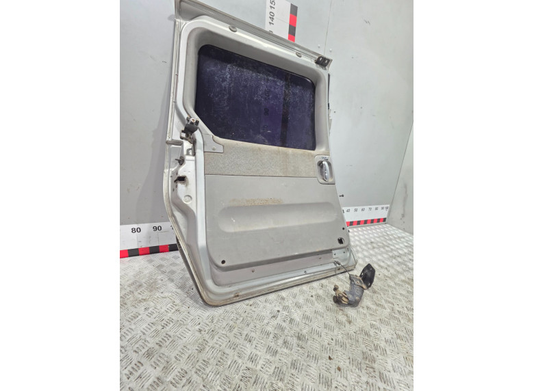 Дверь сдвижная левая к Kia Carnival, 2001г.