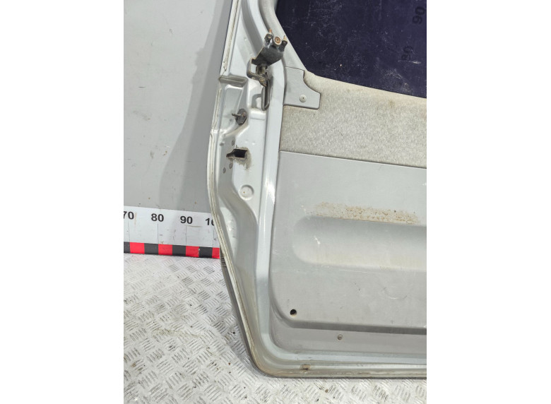 Дверь сдвижная левая к Kia Carnival, 2001г.