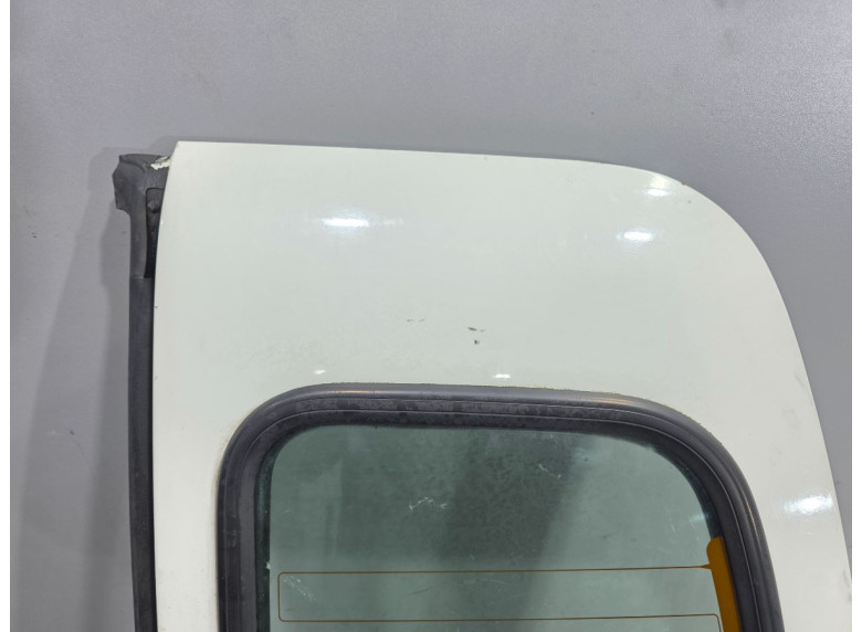 Дверь задняя распашная правая к Volkswagen Caddy, 2003г.