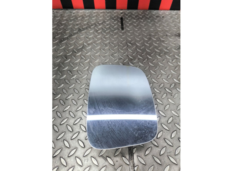 Стекло зеркала наружного правого к Volkswagen Caddy, 2007г.