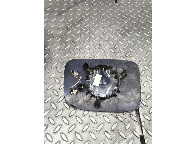 Стекло зеркала наружного правого к Volkswagen Caddy, 2007г.