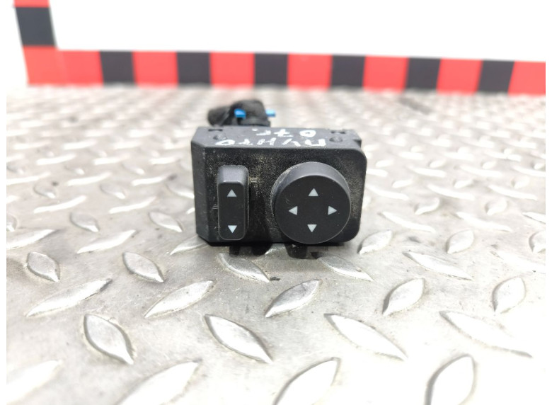 Джойстик регулировки зеркал к Fiat Punto, 2007г.