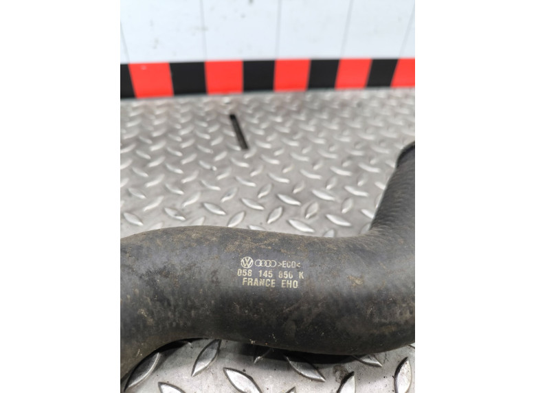 Патрубок интеркулера к Volkswagen Passat, 2001г.