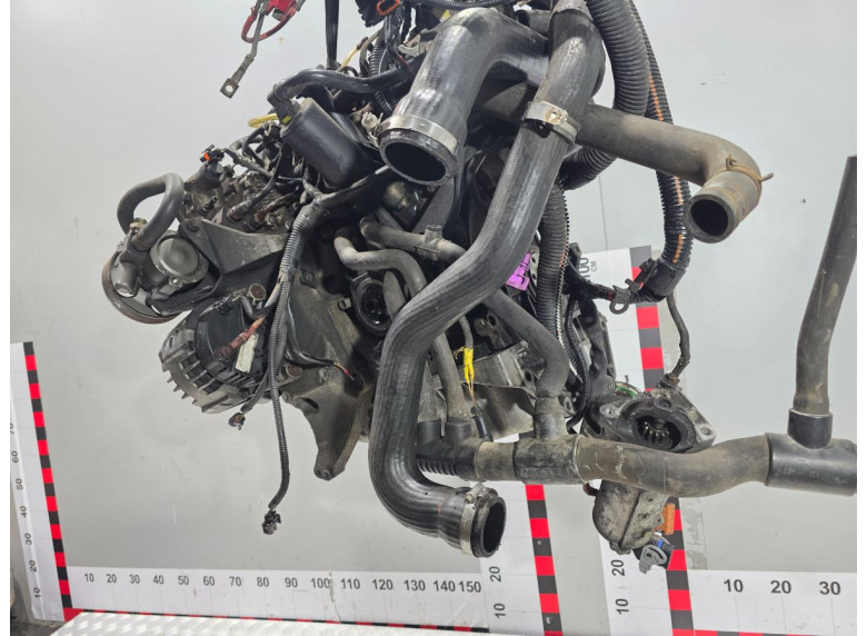 Патрубок интеркулера к Renault Trafic, 2004г.