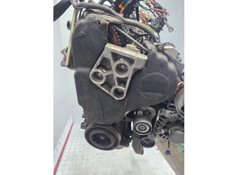 Защита (кожух) ремня ГРМ к Renault Trafic, 2004г.