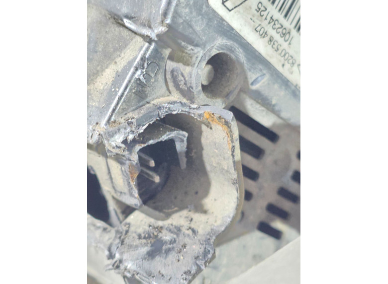 Генератор к Opel Vivaro, 2006г.