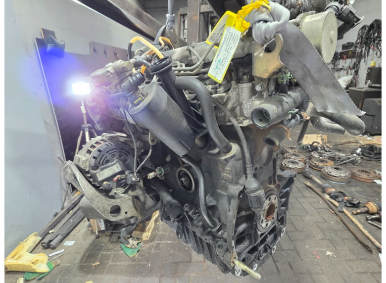 Двигатель к Renault Megane, 2000г.