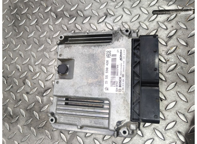 Блок управления двигателем к Opel Insignia, 2012г.