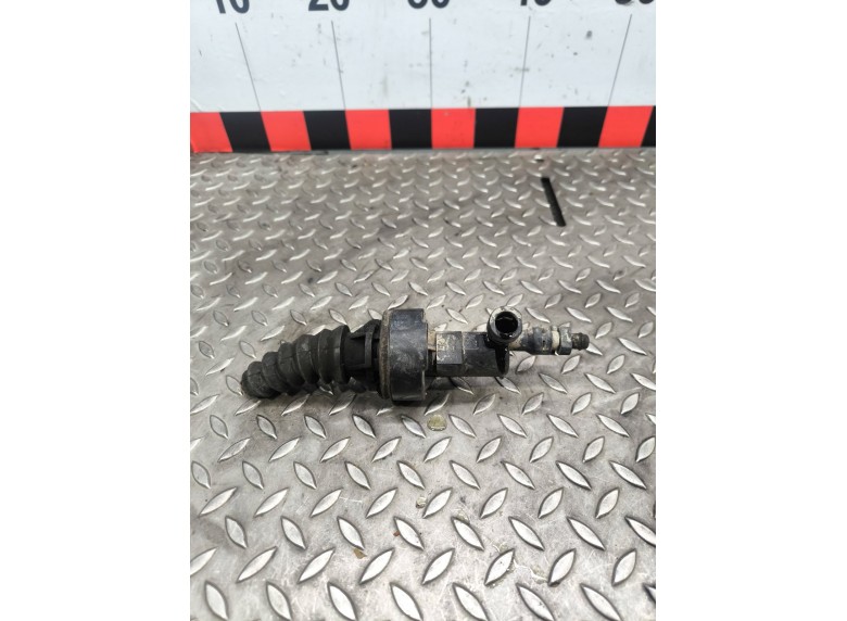 Цилиндр сцепления рабочий к Цилиндр сцепления рабочий к Ford Transit undefined г. Transit