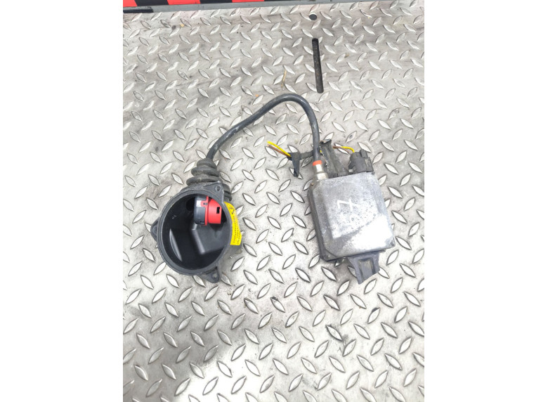 Блок розжига ксенона к Opel Omega, 2002г.