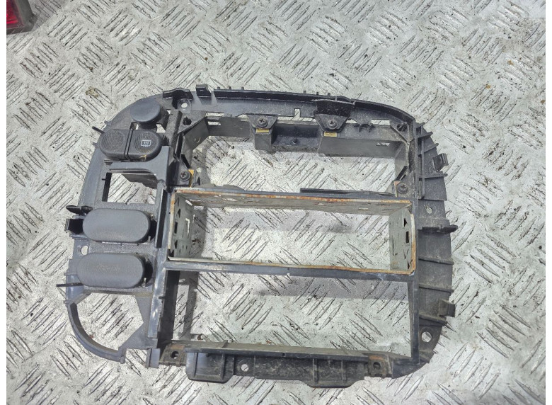 Рамка под магнитолу к Ford Galaxy, 1998г.