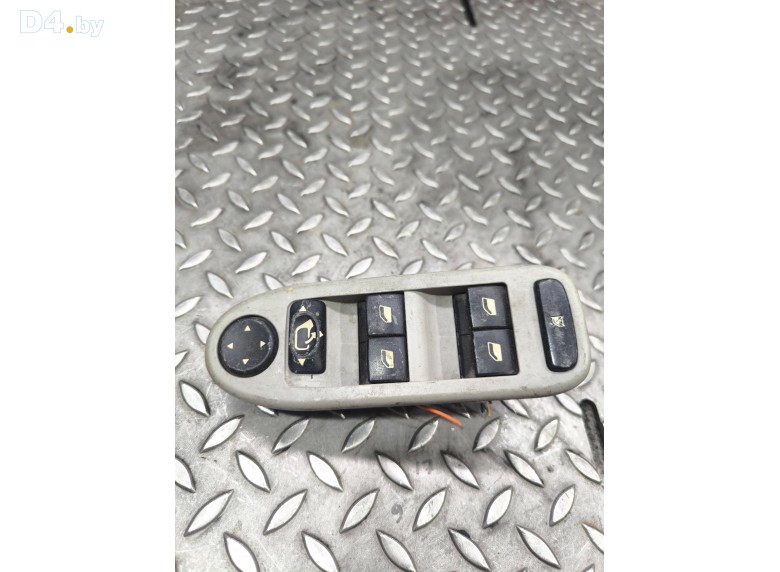 Блок управления стеклоподъемниками к Citroen C5 undefined г.