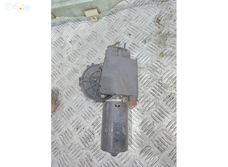 Моторчик передних стеклоочистителей (дворников) к Volkswagen Sharan undefined г.