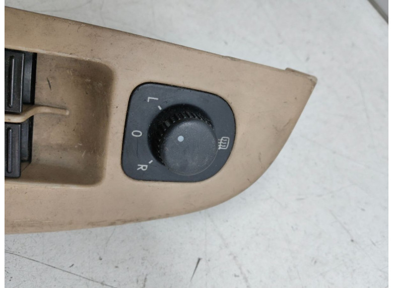 Джойстик регулировки зеркал к Volkswagen Passat, 2006г.