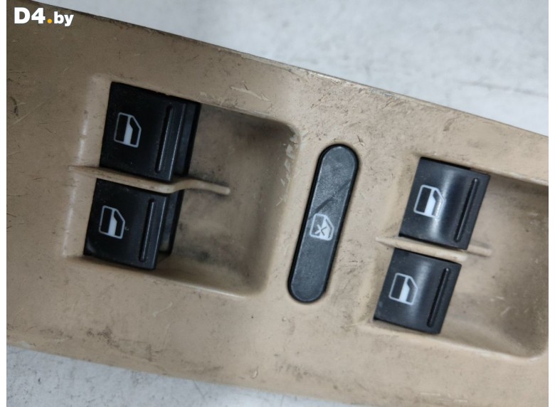 Блок управления стеклоподъемниками к Volkswagen Passat undefined г.