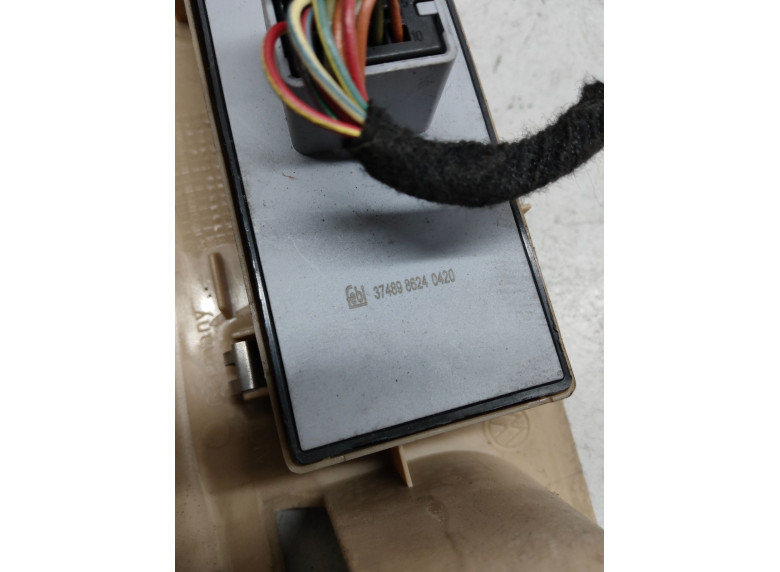 Блок управления стеклоподъемниками к Volkswagen Passat, 2006г.