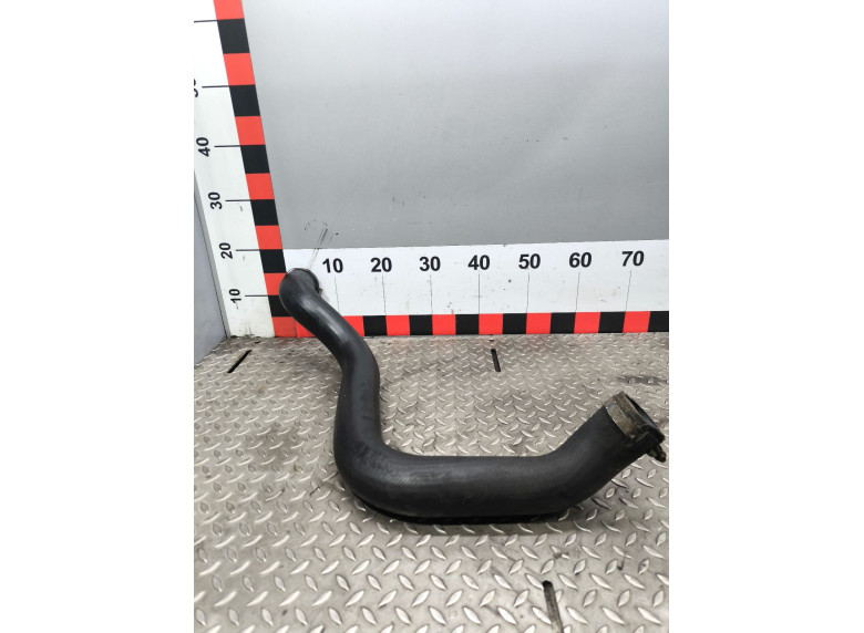 Патрубок интеркулера к Renault Trafic, 2006г.