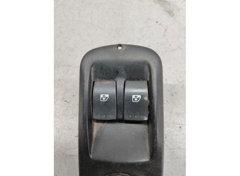 Блок управления стеклоподъемниками к Renault Master