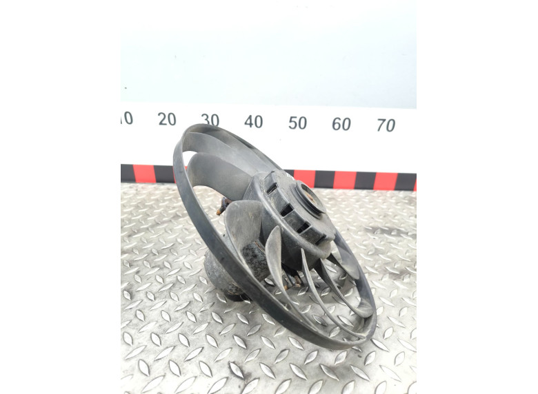 Вентилятор радиатора к Volkswagen Golf, 1996г.