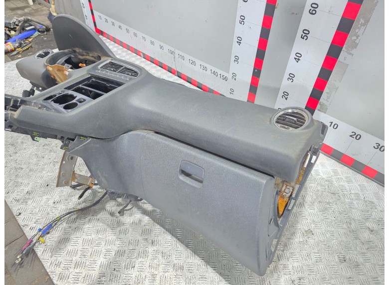 Панель передняя салона (торпедо) к Панель передняя салона (торпедо) к Peugeot 5008 undefined г. 5008