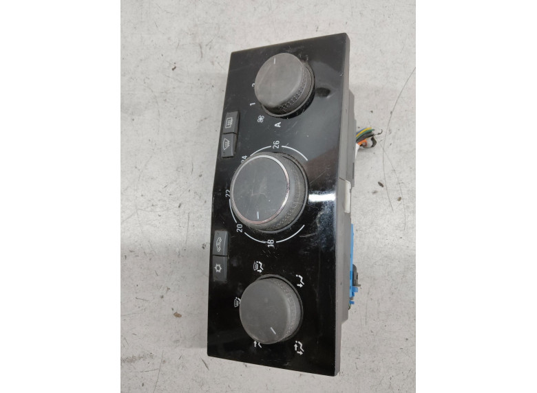 Блок управления печки/климат-контроля к Opel Astra, 2007г.