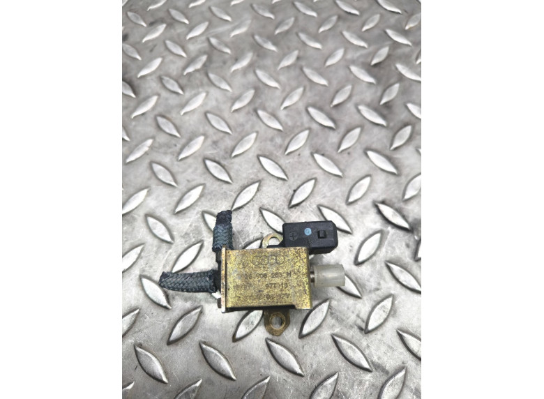 Клапан электромагнитный к Volkswagen Passat, 2001г.