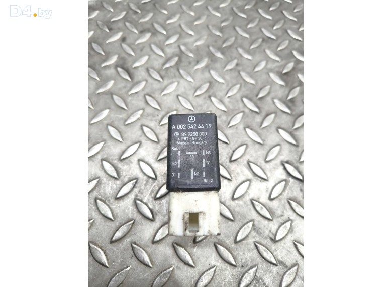 Реле вентилятора к Mercedes VitoW639 undefined г.