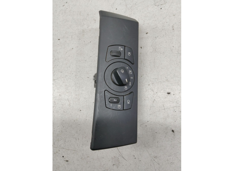 Переключатель света к BMW 5 E60/E61, 2005г.