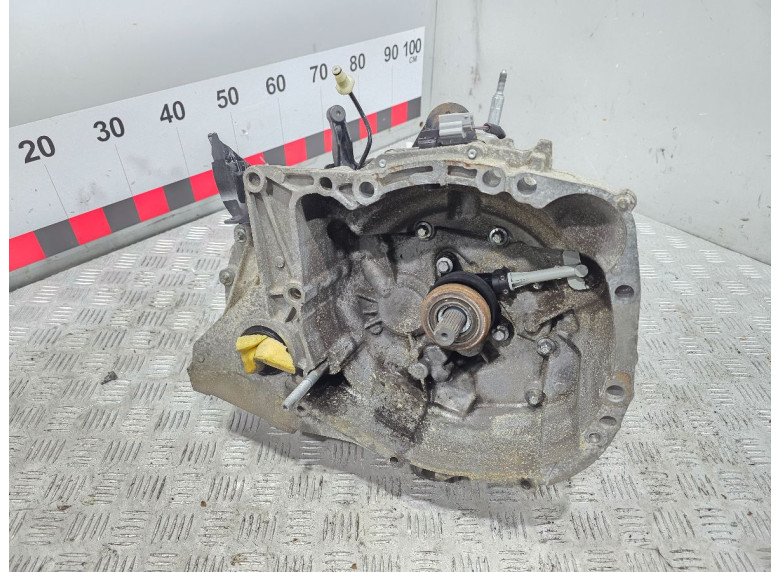 КПП механическая (МКПП) к Renault Clio, 2014г.