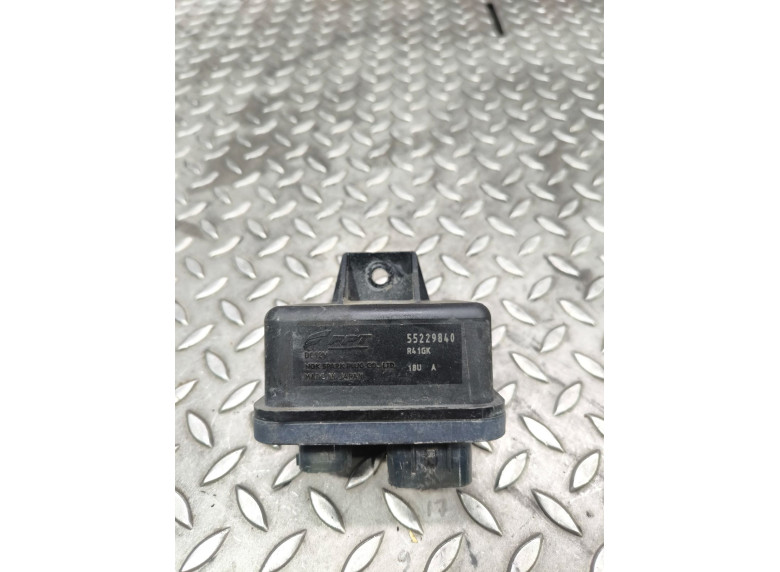 Реле накала свечей к Fiat Punto